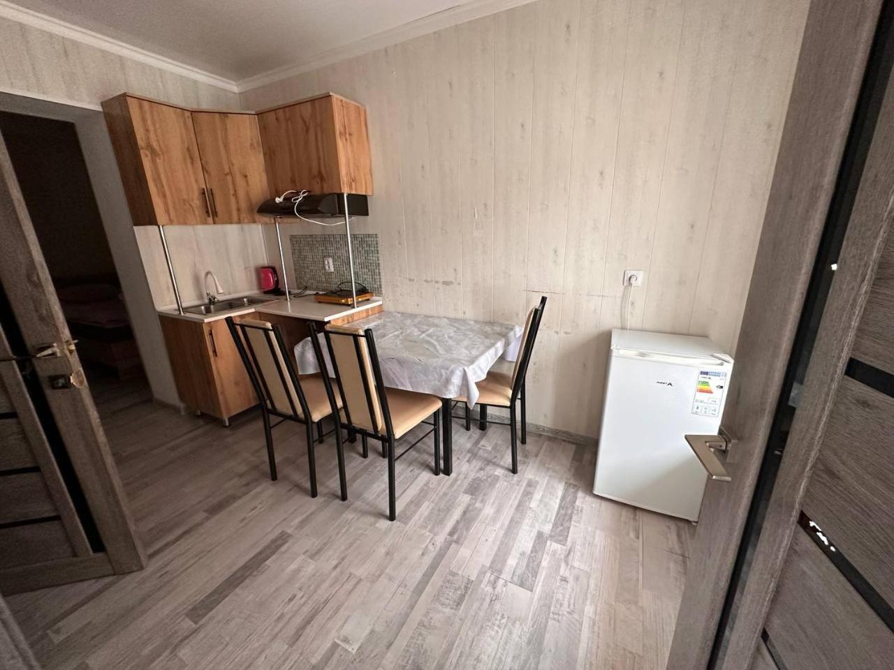 Pamko Acomodação com café da manhã Naryn Exterior foto